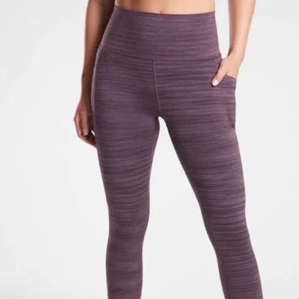 Athleta Salutation Stash High Rise Capri‎ Leggings Purple Striped Activewear